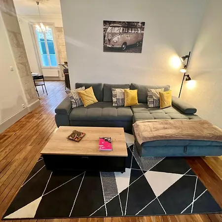 Apartment Spacieux T2 Centre Ville De Poitiers