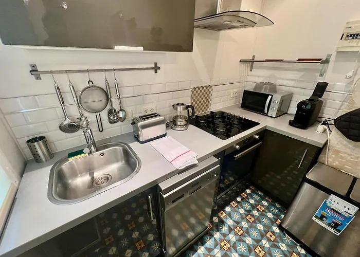 Lägenhet Spacieux T2 Centre Ville De Poitiers *